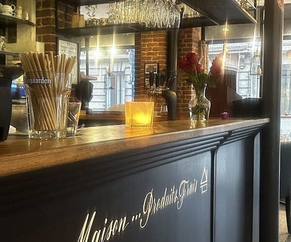 Restaurant Tchao Pantin à Pantin, France