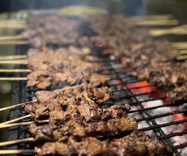 Tieagogo Bobigny (93) Barbecue, Sandwichs, Brochettes | Foodtruck Fast-food Restaurant nuit à Bobigny, France