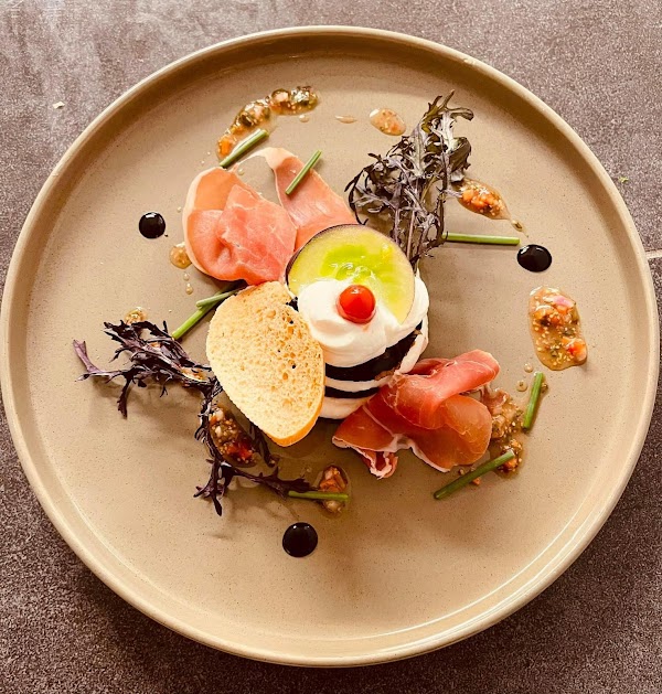 Restaurant Tihange IV à Huy, Belgique