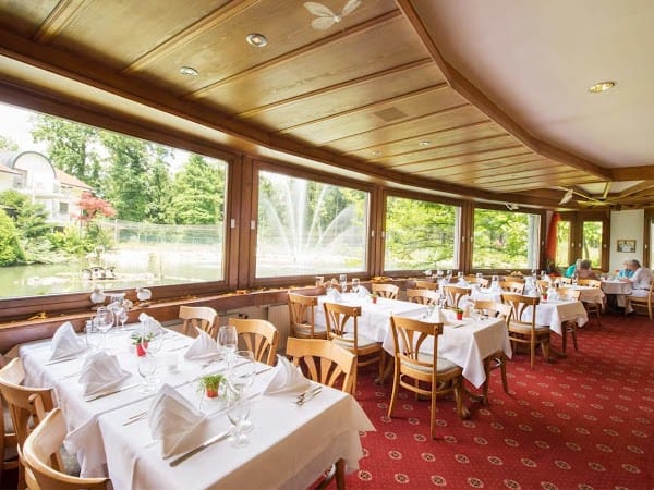 Tropenpflanzen-Restaurant Florida à Studen, Suisse