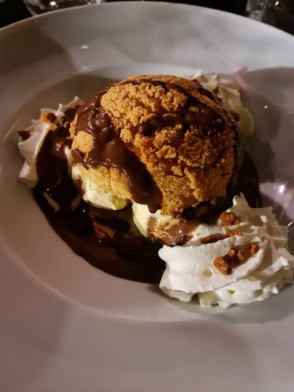 Underground Restaurant – Lounge à Rodez, France