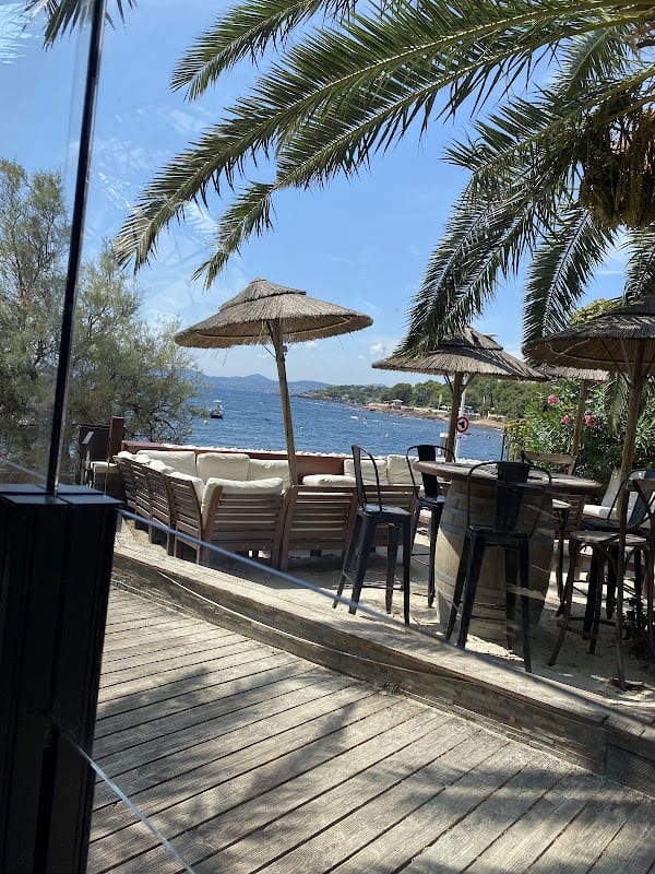 Urban Beach – Restaurant Saint-Raphaël à Saint-Raphaël, France