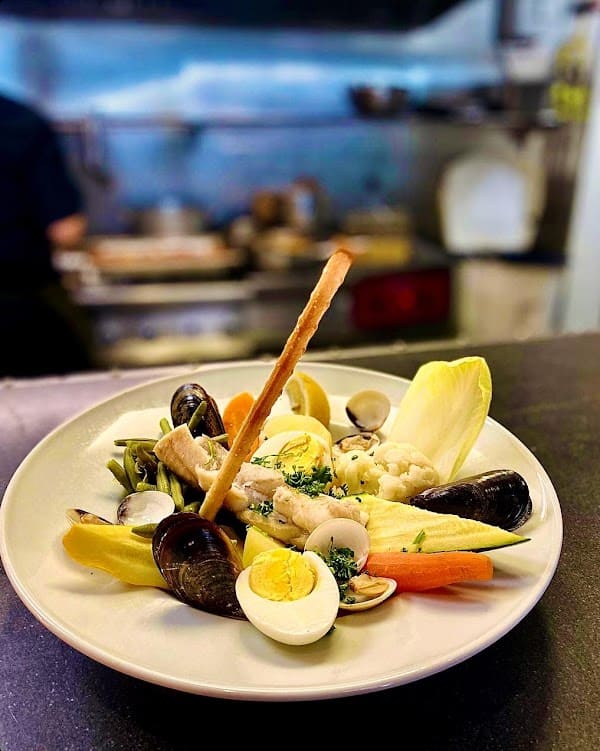 Urban Beach – Restaurant Saint-Raphaël à Saint-Raphaël, France