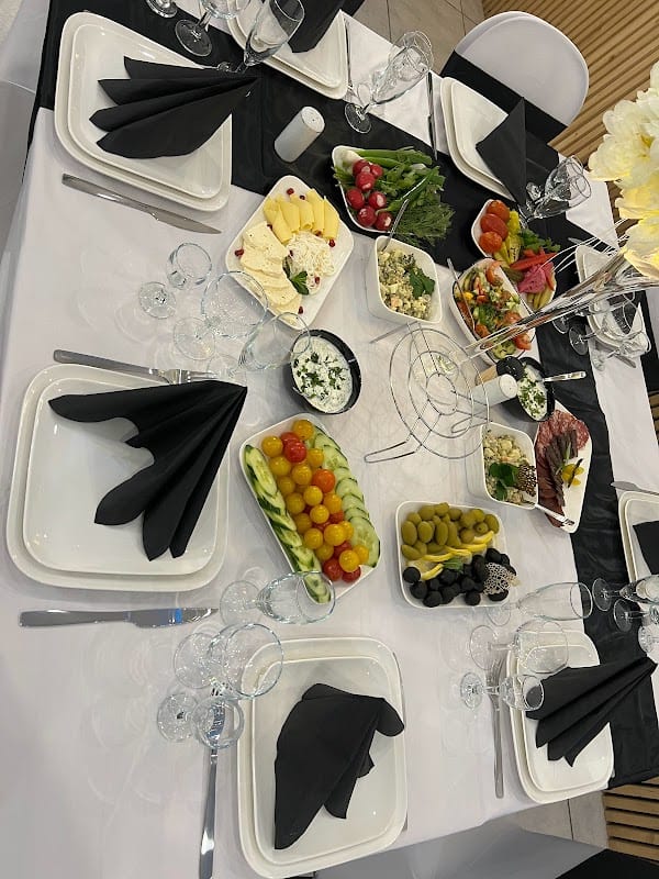 Restaurant Yerevan Garden à Saint-Étienne, France