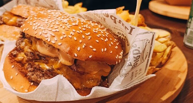 Restaurant 31 STREET BURGERS – 94200 IVRY à Ivry-sur-Seine, France