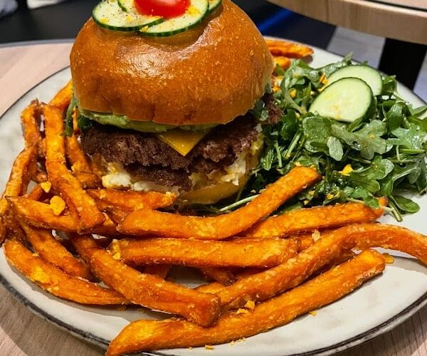 Restaurant 313 Café x Brunch brioche à Annemasse, France