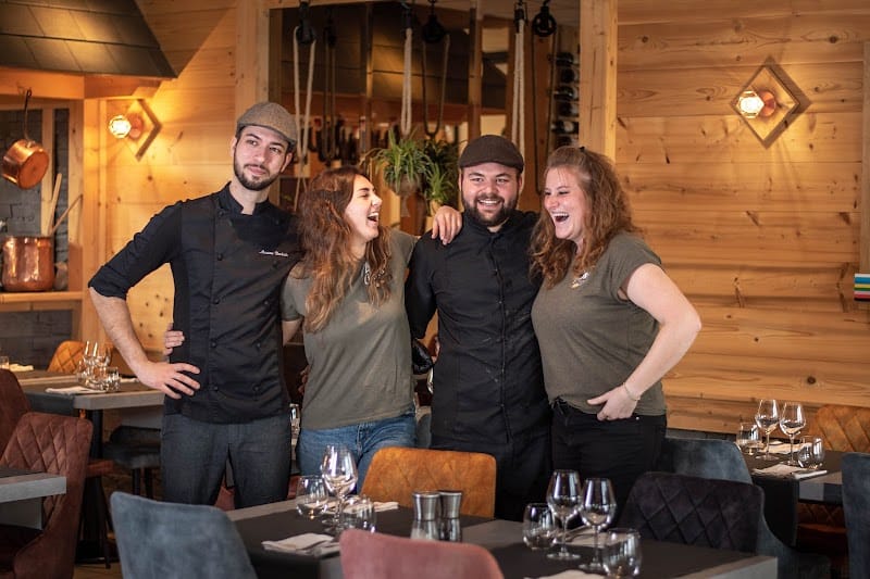 400 Coups Pub & Restaurant à Marignier, France