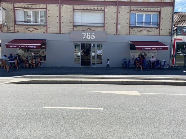 Restaurant 786 Brasserie Fast food à Meaux, France