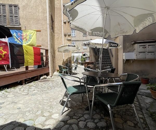 Restaurant A cantina di Chjostra à Corte, France