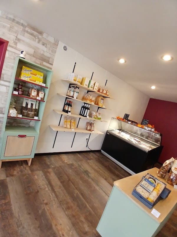 Restaurant A Casa Ra Nonna – Épicerie italienne et Pizzeria à Vic-en-Bigorre, France