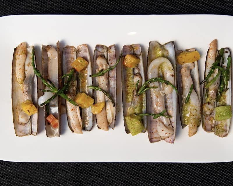 Restaurant A l’ intuition à Dives-sur-Mer, France