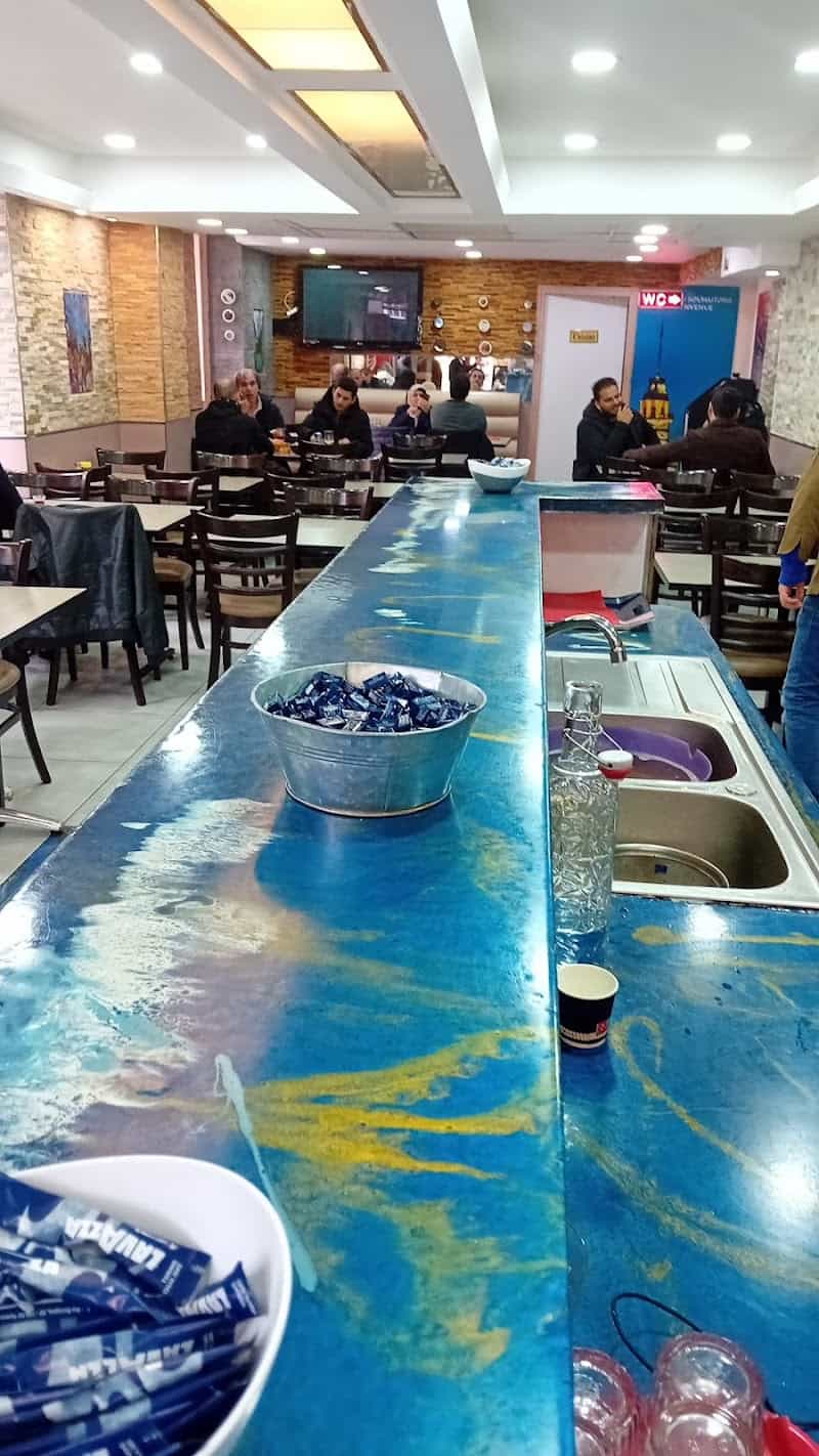 Restaurant A La Belle Epoque à Corbeil-Essonnes, France