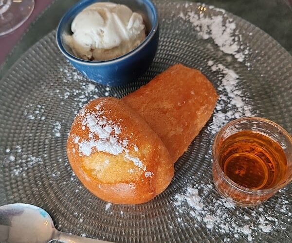 À Mi-Chemin Restaurant à Dunkerque, France