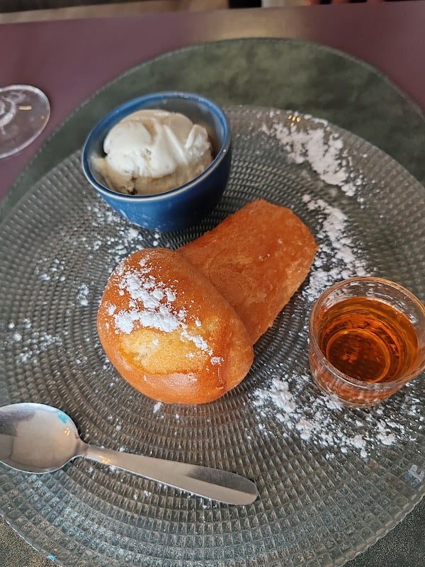 À Mi-Chemin Restaurant à Dunkerque, France