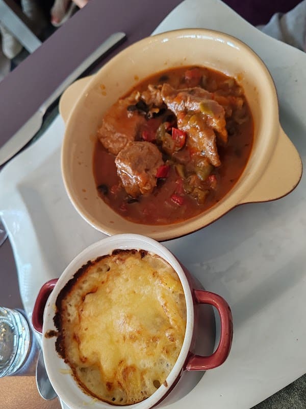 À Mi-Chemin Restaurant à Dunkerque, France