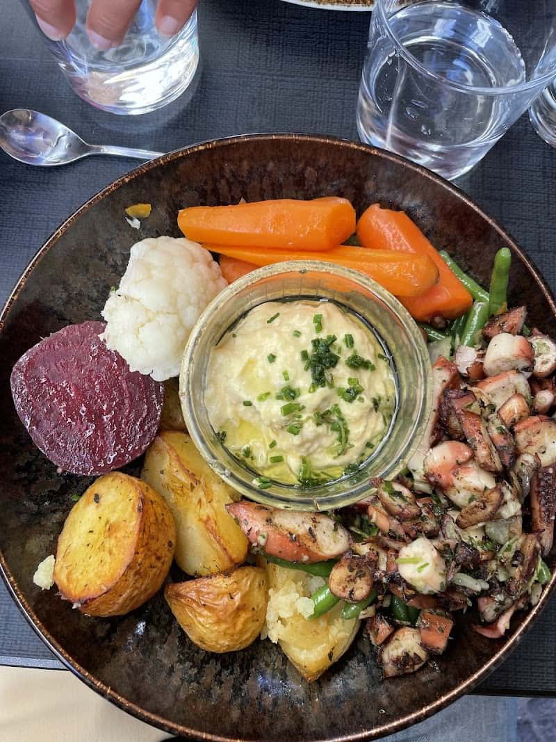 Restaurant a table à Cassis, France