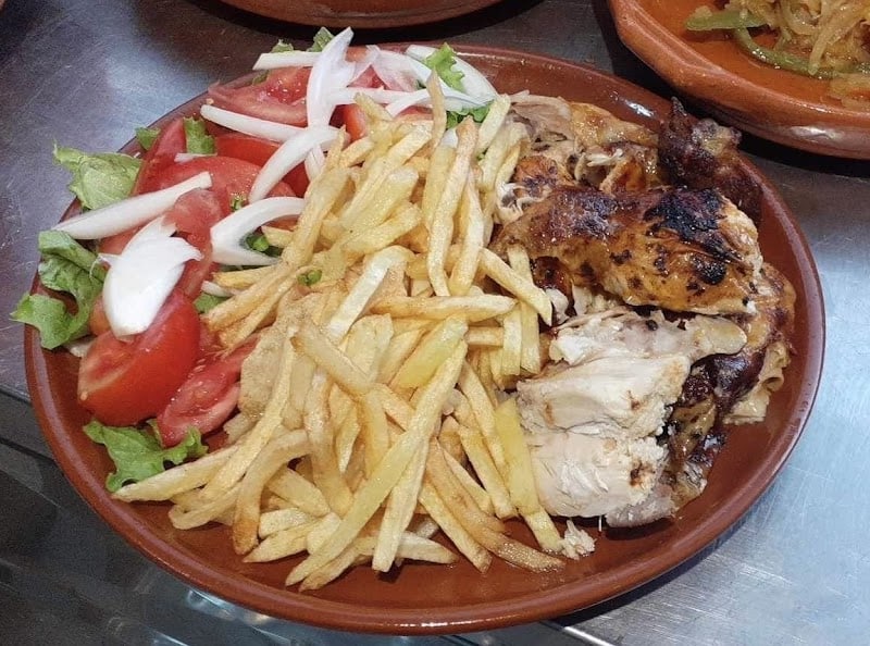 Restaurant A Tasca Da Manuela à Caumont-sur-Durance, France