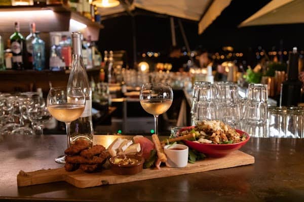 Achill’s Restaurant Bar Rooftop Villefranche-sur-Mer à Villefranche-sur-Mer, France