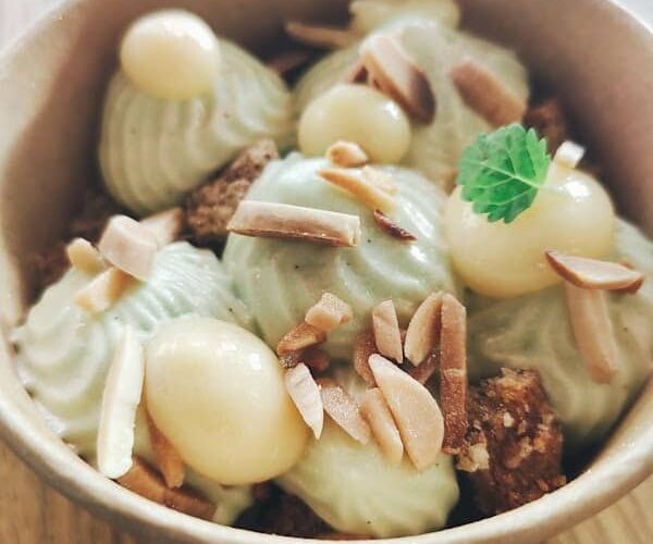 Restaurant ADÉ FABRIK’ à Charbuy, France