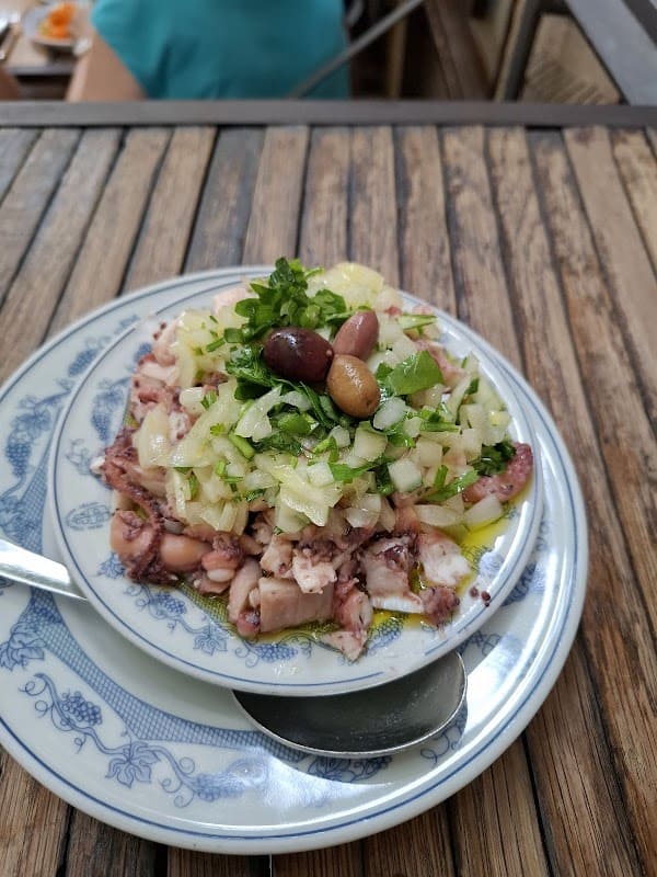 Restaurant Adega São Nicolau à porto, Portugal