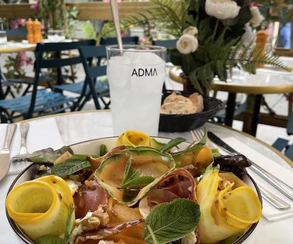 Restaurant ADMA à Fontainebleau, France