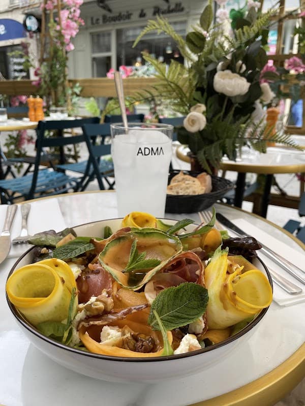 Restaurant ADMA à Fontainebleau, France