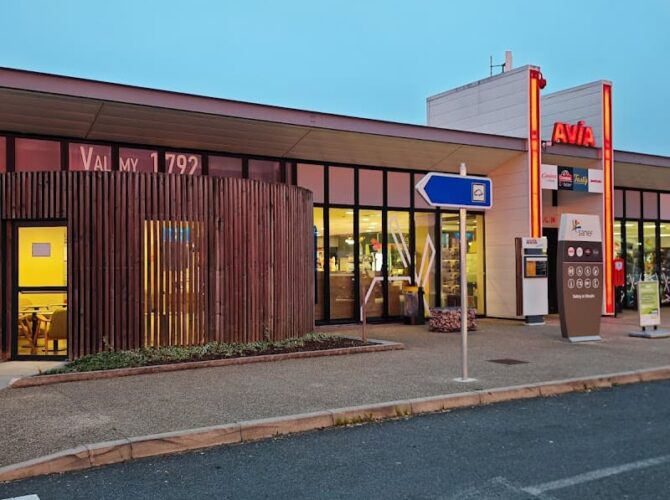 Restaurant Aire de Valmy Le Moulin à Valmy, France