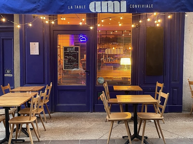 Restaurant ami – la table conviviale à Sète, France