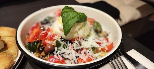 Restaurant amo pizza romana à Antony, France