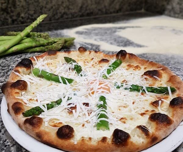 Restaurant Antica Trattoria à Fontainebleau, France