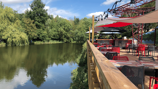 Restaurant Ar Skewell à Massy, France