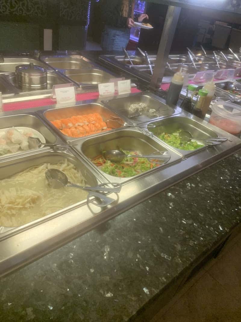 Asian World restaurant à Lisieux, France