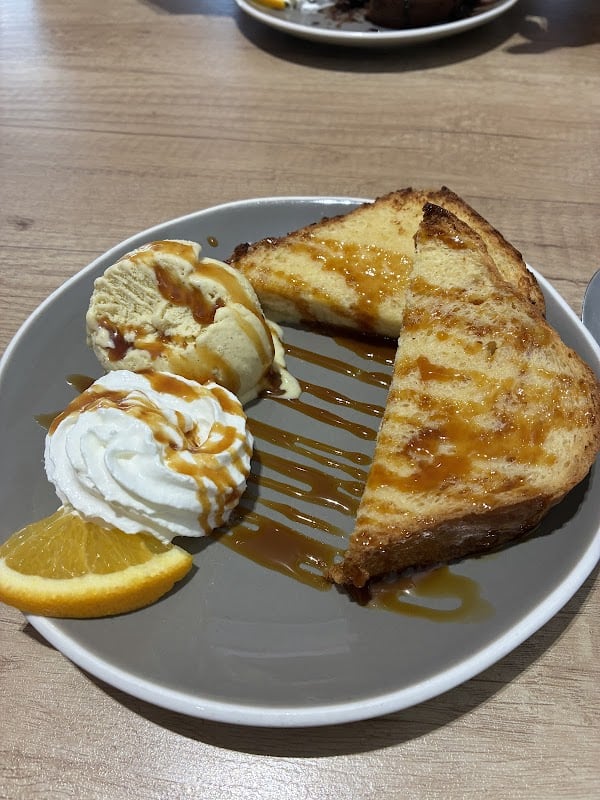 Restaurant Atelier Grill à Saints-Geosmes, France