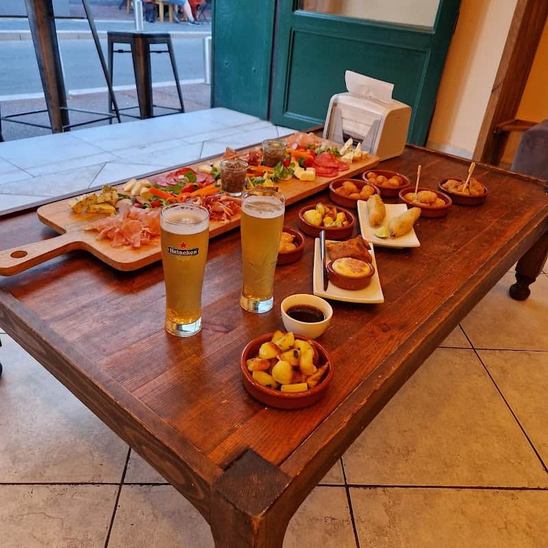 Restaurant AU 13 à Draguignan, France