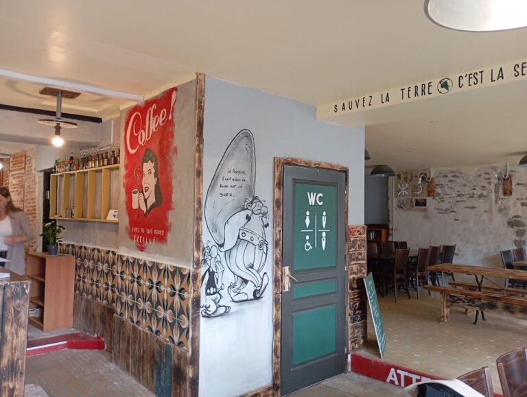 Au bercail restaurant bar à Pornic, France