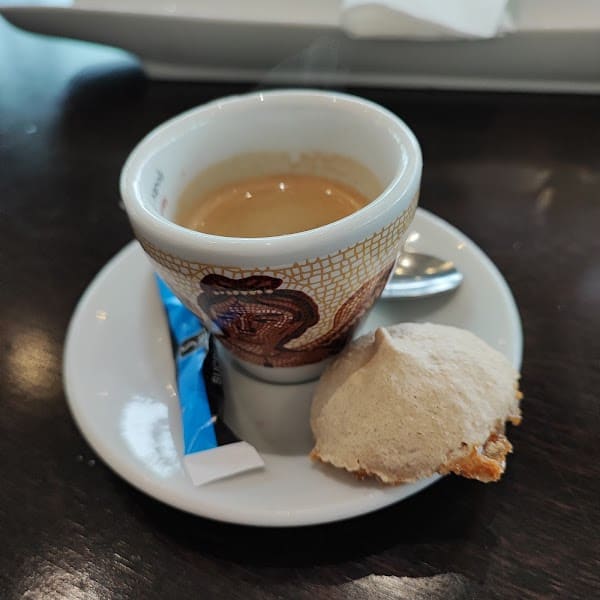 Restaurant Au Buffet de la Gare de Fontainebleau à Fontainebleau, France