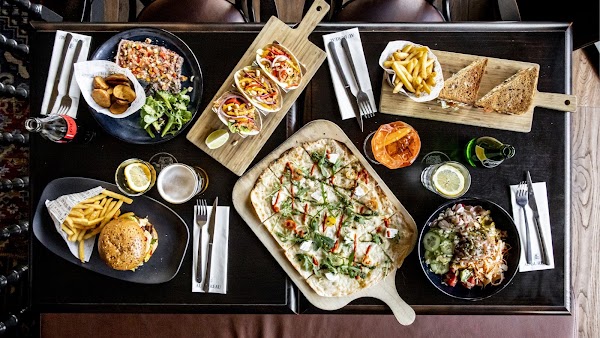 Restaurant Au Bureau – Pub et Brasserie à Vichy, France