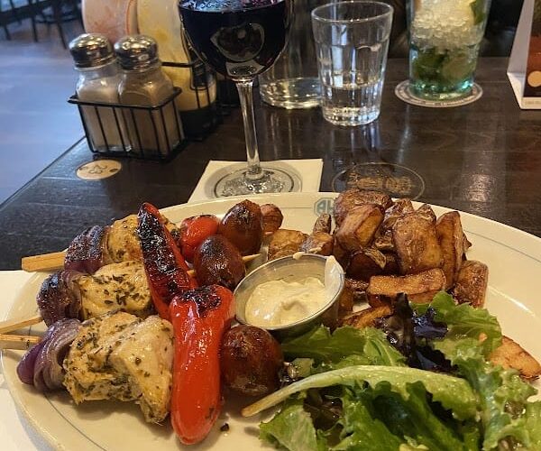 Restaurant Au Bureau – Pub et Brasserie à Massy, France