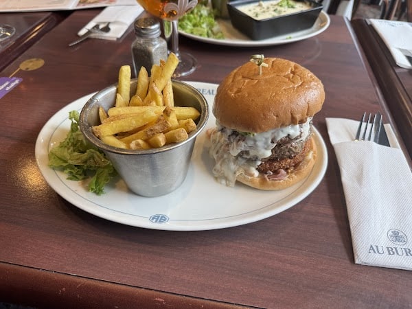 Restaurant Au Bureau – Pub et Brasserie à Dunkerque, France