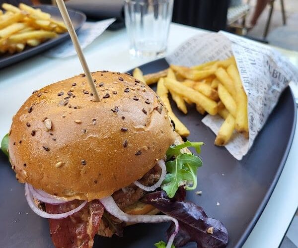 Restaurant Au Bureau – Pub et Brasserie à Brive-la-Gaillarde, France