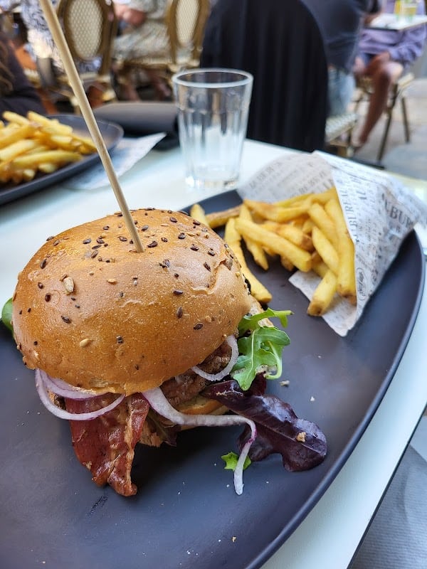 Restaurant Au Bureau – Pub et Brasserie à Brive-la-Gaillarde, France