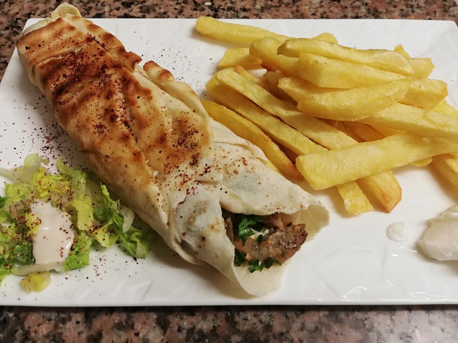 Restaurant AU CEDRE D’OR à Longpont-sur-Orge, France — photo 4