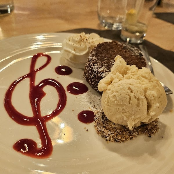 Restaurant Au Jardin d’Ô à Saint-Jean-d'Angély, France
