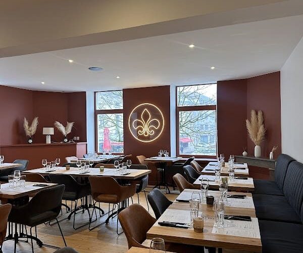 Restaurant Au Petit Des Lys à Bourg-en-Bresse, France