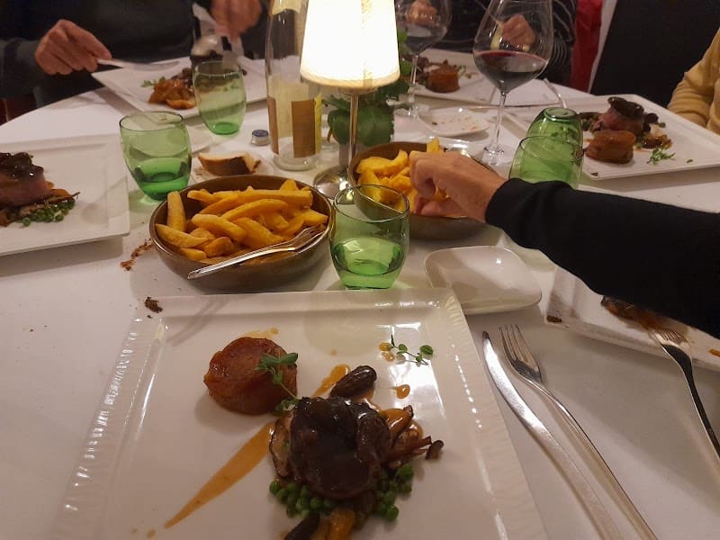 Restaurant Au Pied des Marais à Varaville, France