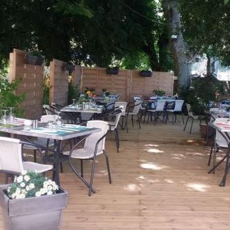 Restaurant Au P’tit Couvent à Alleins, France