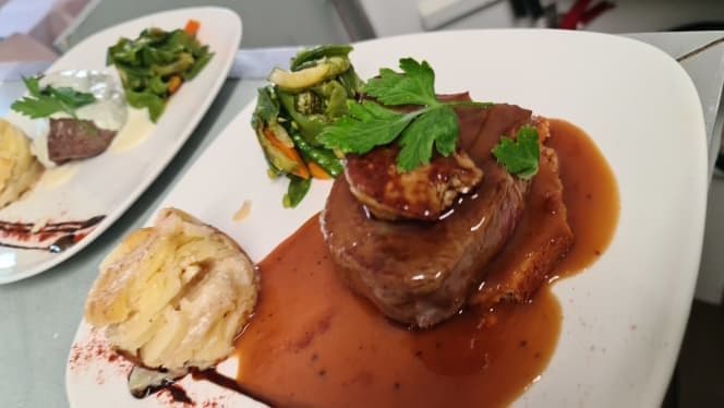 Restaurant Au P’tit Couvent à Alleins, France