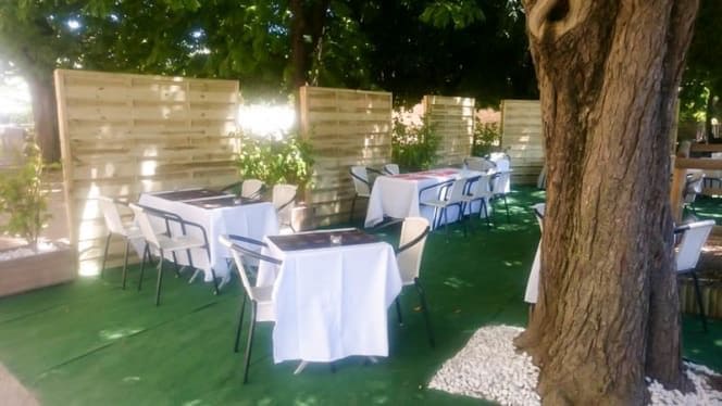 Restaurant Au P’tit Couvent à Alleins, France