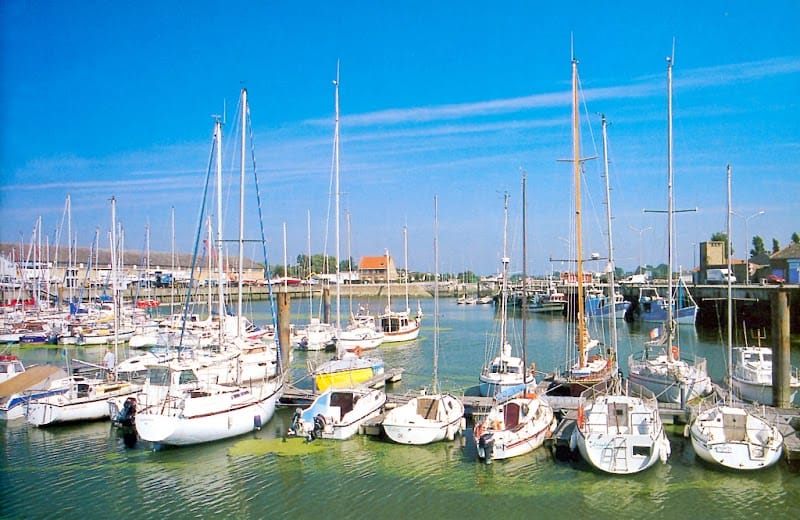 Restaurant Au Retour D Islande à Gravelines, France