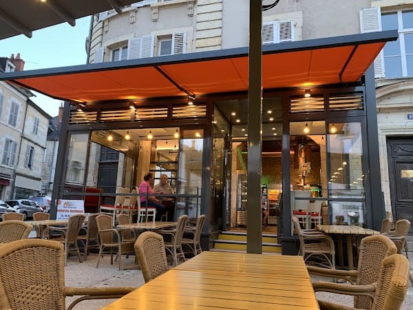 Restaurant Au Tour Du Monde à Nevers, France
